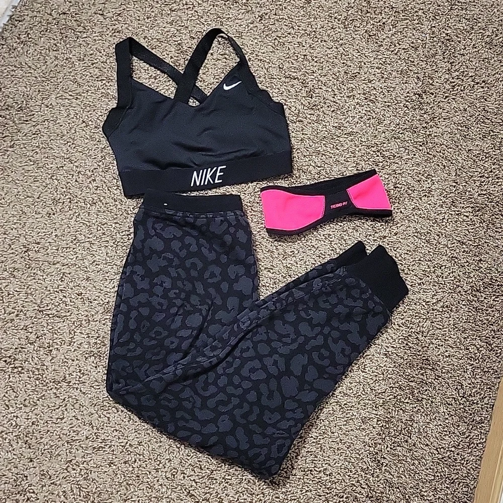 Set of Nike Women's Sz S - Picture 10 of 14